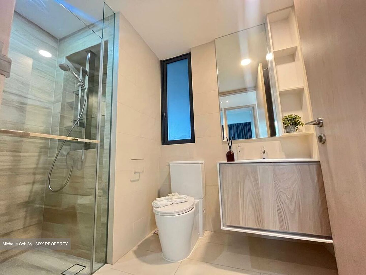 J Gateway (D22), Condominium #501977791